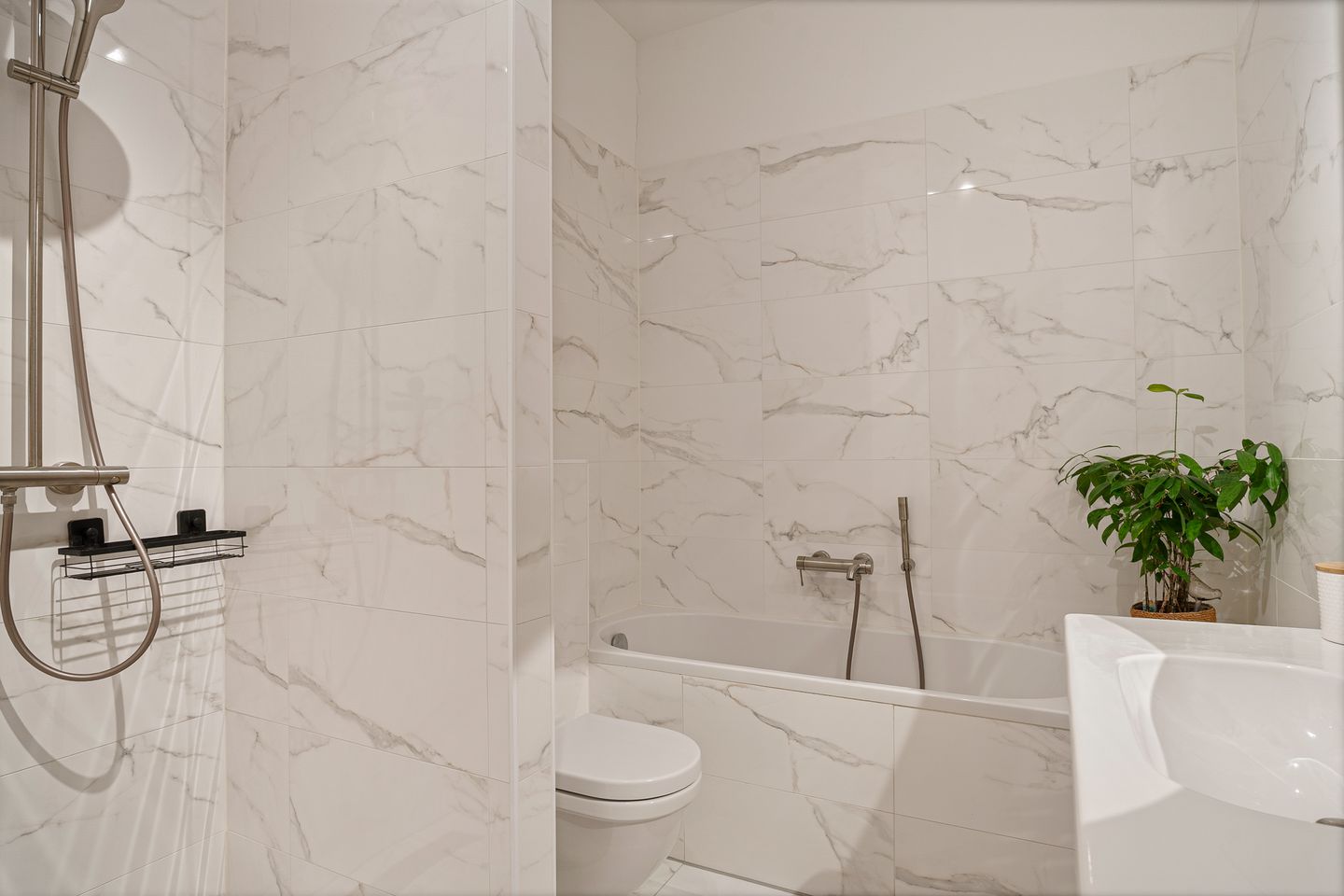 Photo 50 of Abraham Tuschinskistraat 61