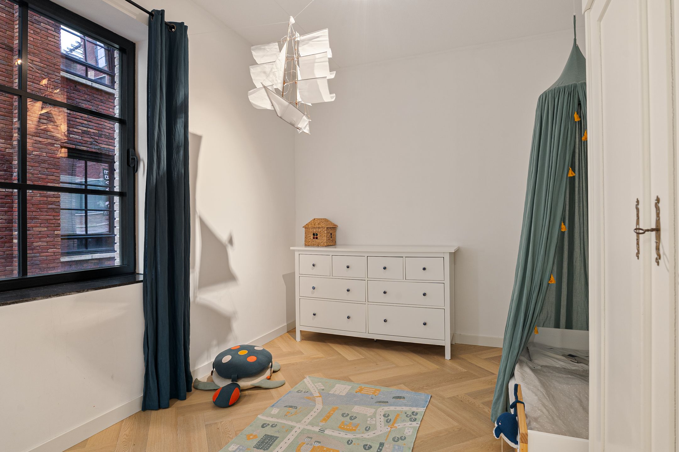 Photo 54 of Abraham Tuschinskistraat 61