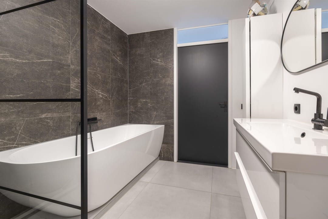 Foto 16 van Schipluidenlaan 227