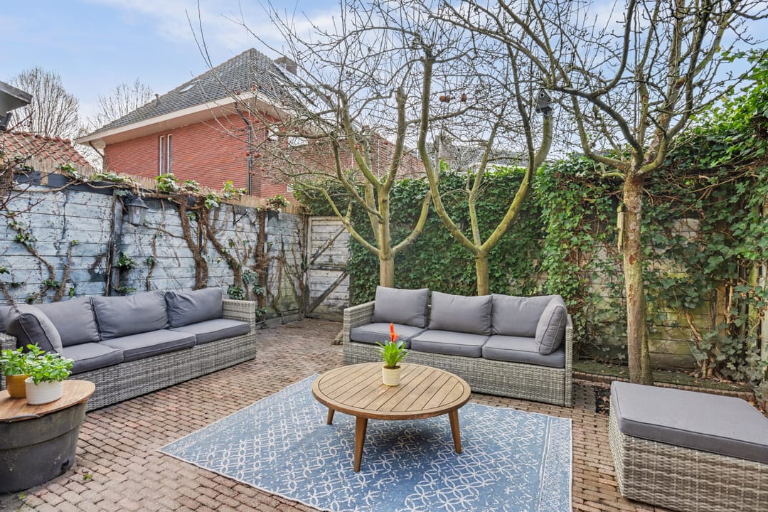 Photo 38 of Mr. P.J. Troelstrastraat 32