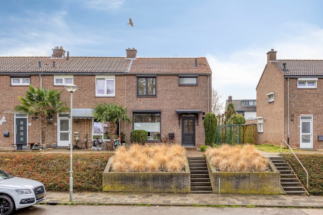 Photo 1 of Pastoor Joannes Aussemsstraat 14