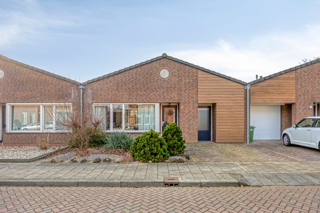 Foto 7 van Burg.van Banningstraat 5