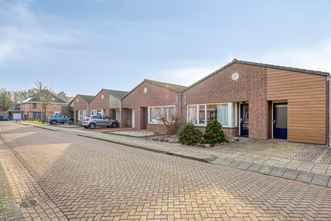 Foto 8 van Burg.van Banningstraat 5