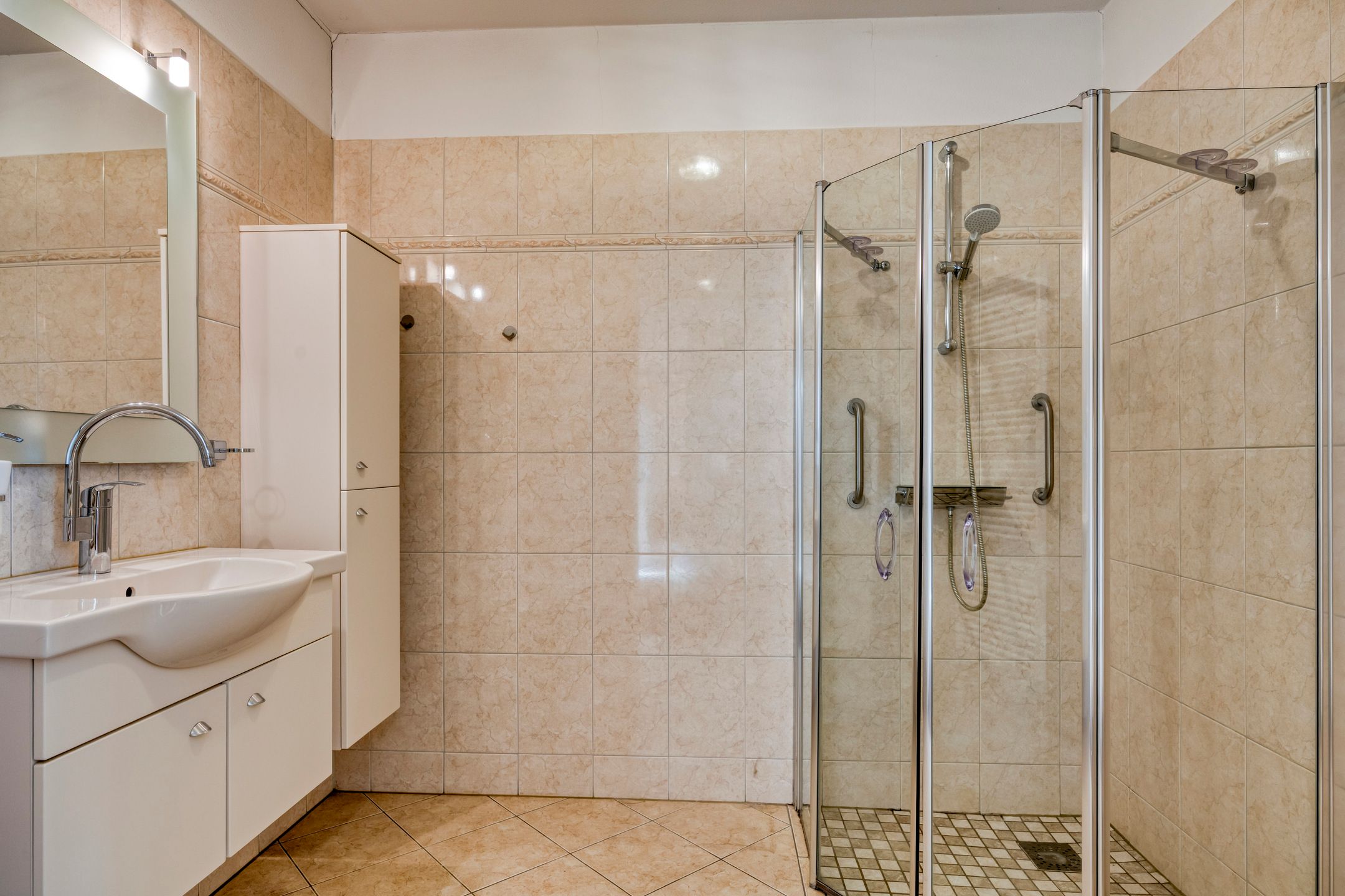 Foto 33 van Burg.van Banningstraat 5