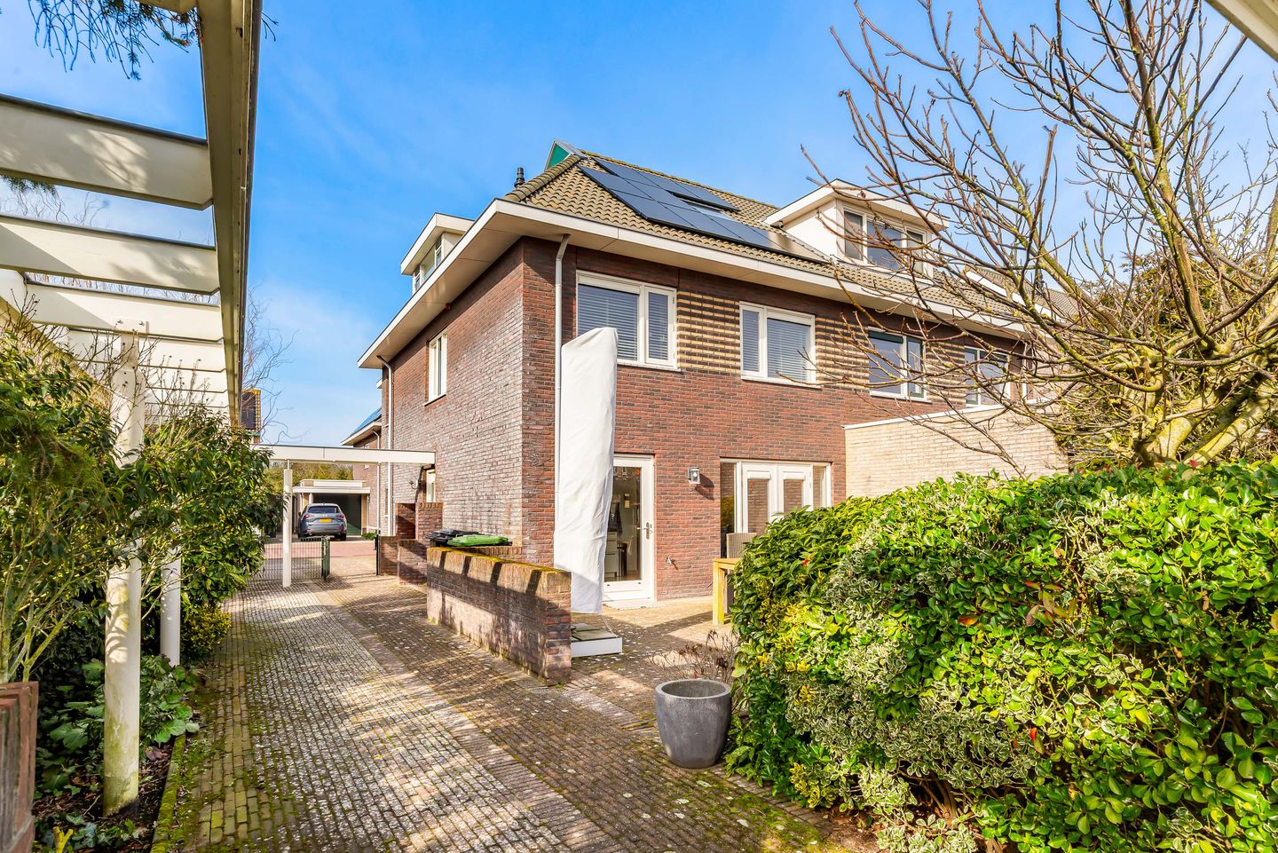 Foto 14 van Professor Zeemanstraat 43