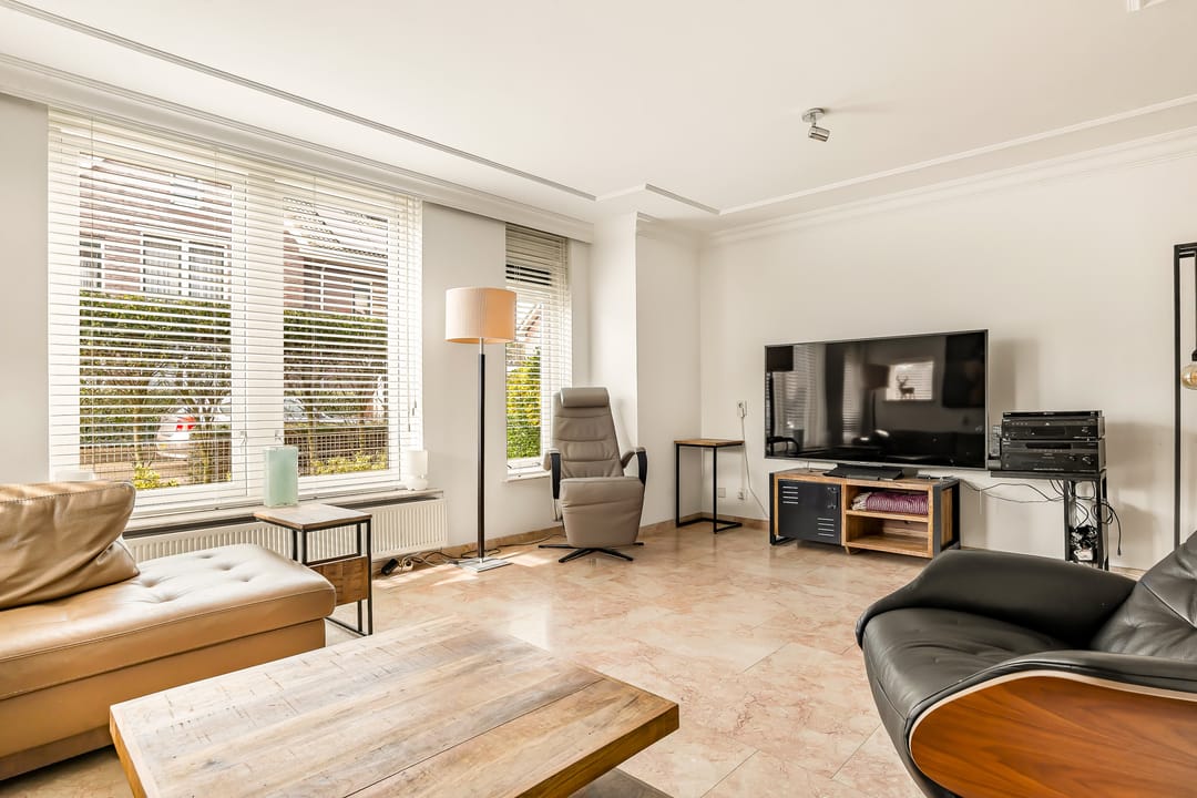 Foto 22 van Professor Zeemanstraat 43