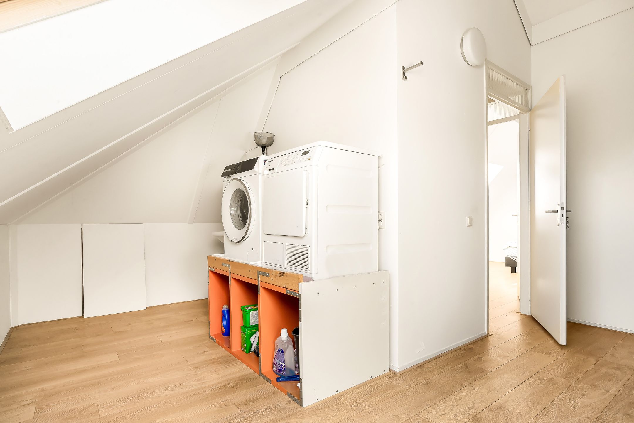 Foto 39 van Professor Zeemanstraat 43