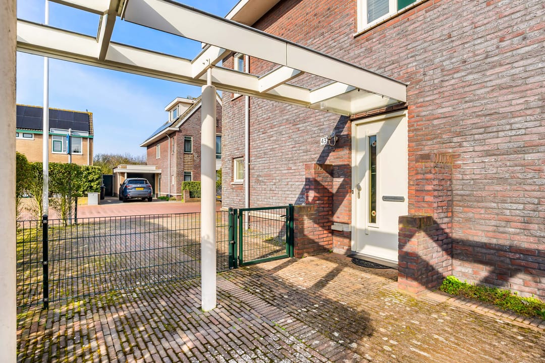 Foto 46 van Professor Zeemanstraat 43