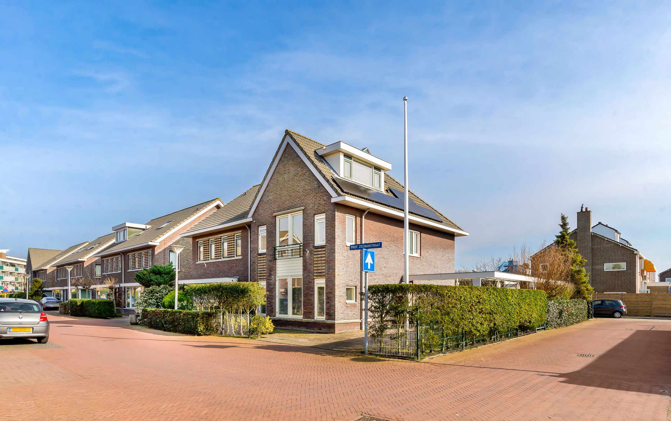 Foto 51 van Professor Zeemanstraat 43