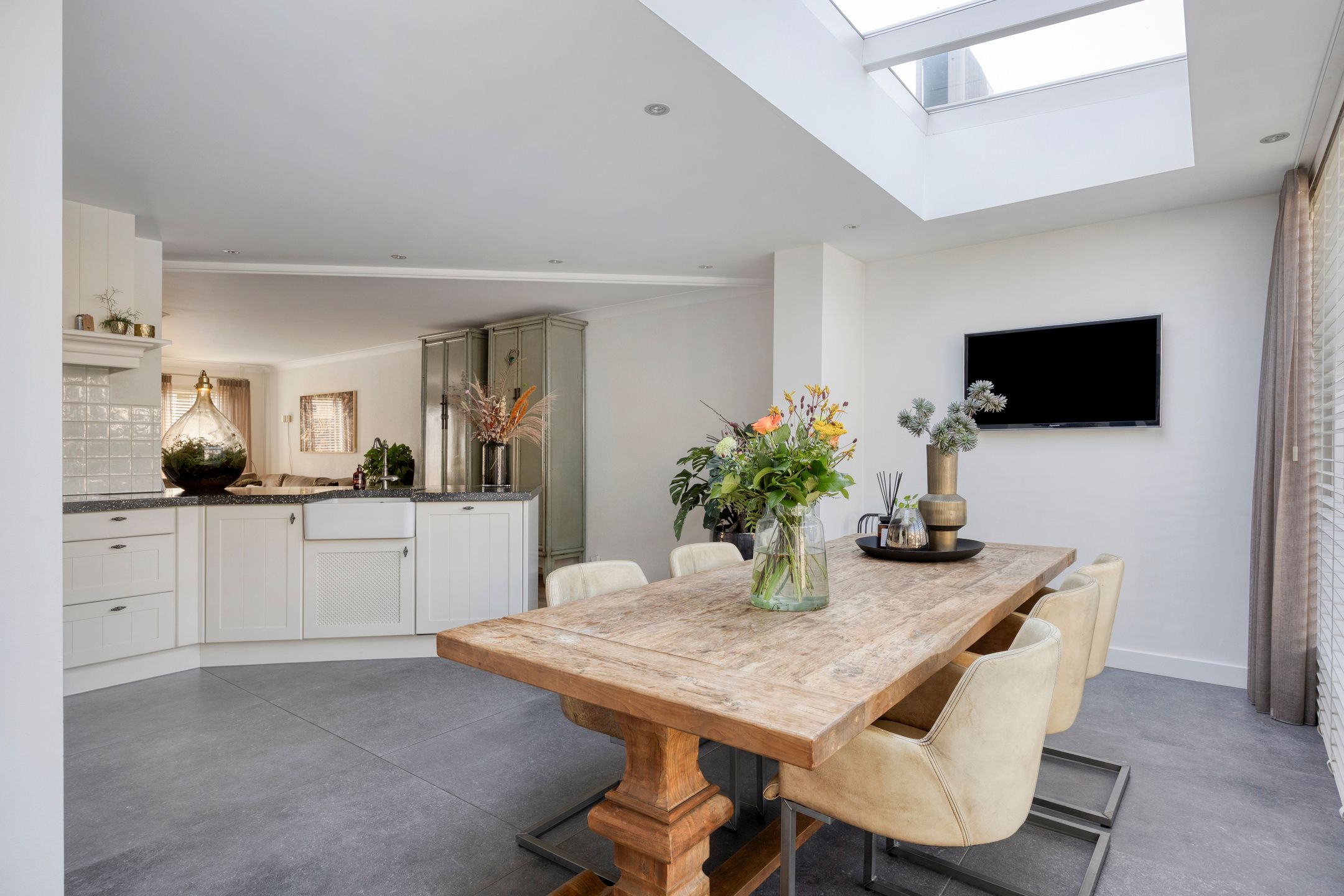 Photo 18 of Krabbendamstraat 13