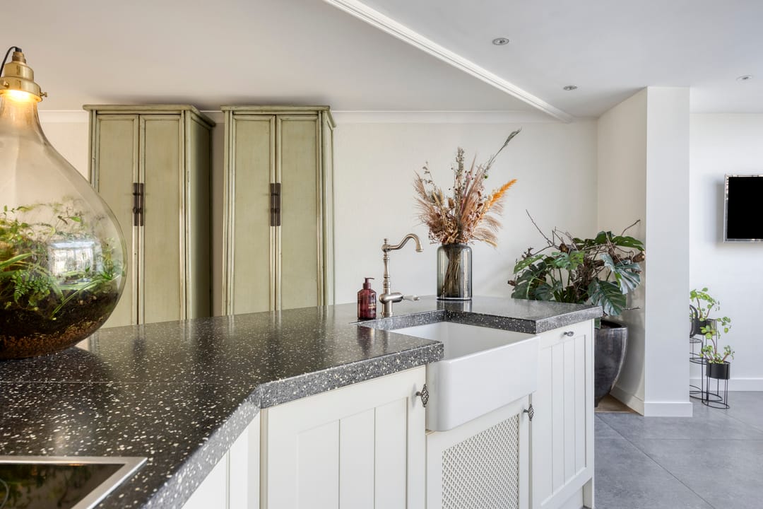 Photo 22 of Krabbendamstraat 13