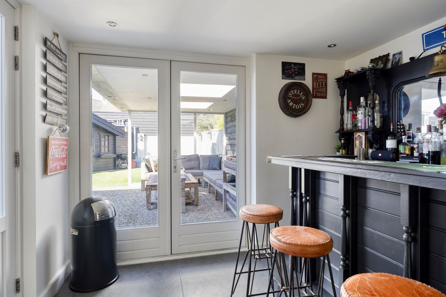 Photo 25 of Krabbendamstraat 13