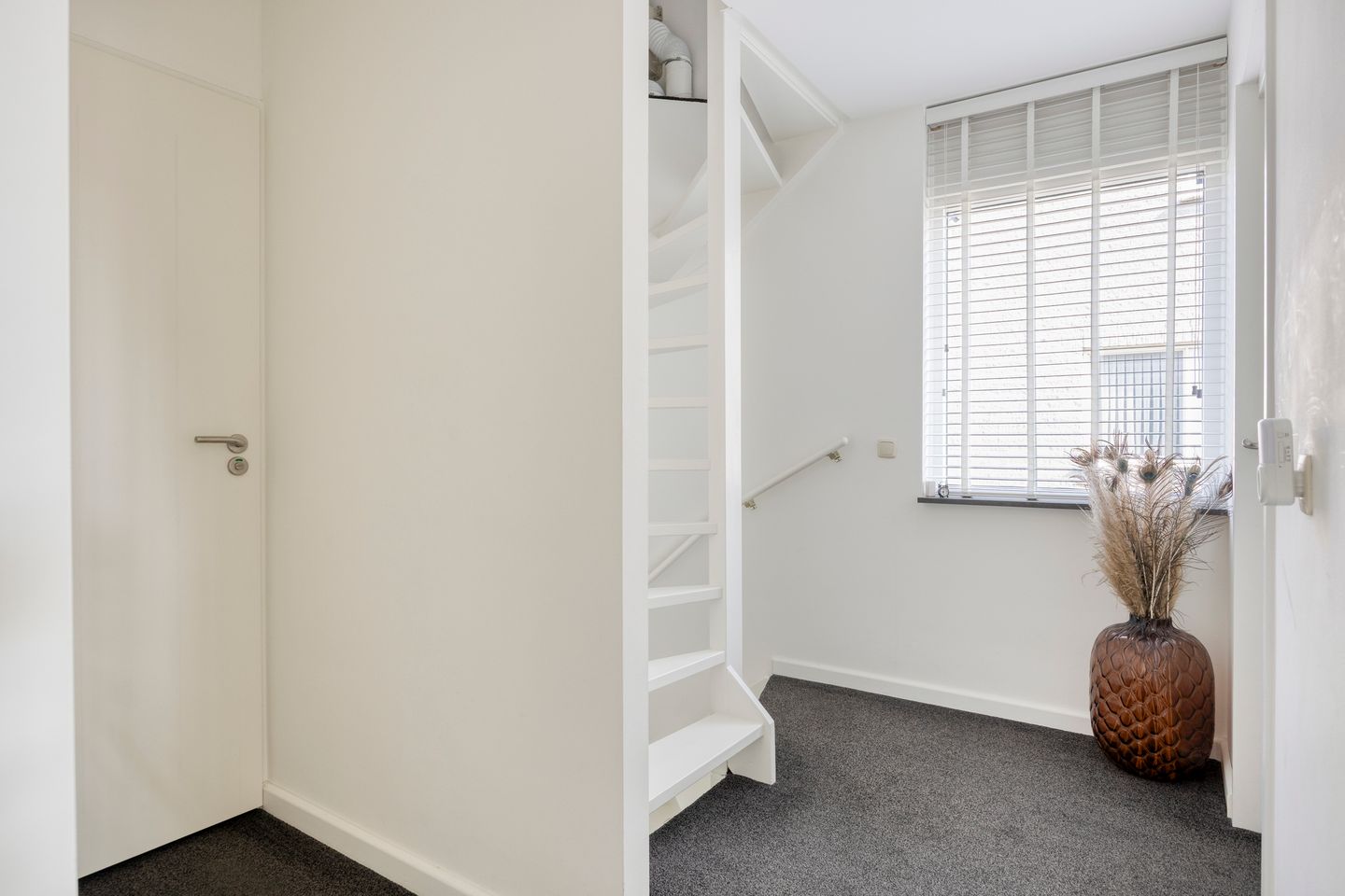 Photo 29 of Krabbendamstraat 13