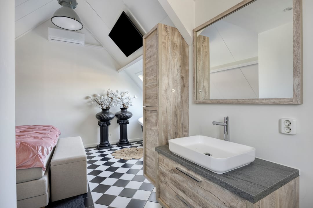 Photo 41 of Krabbendamstraat 13