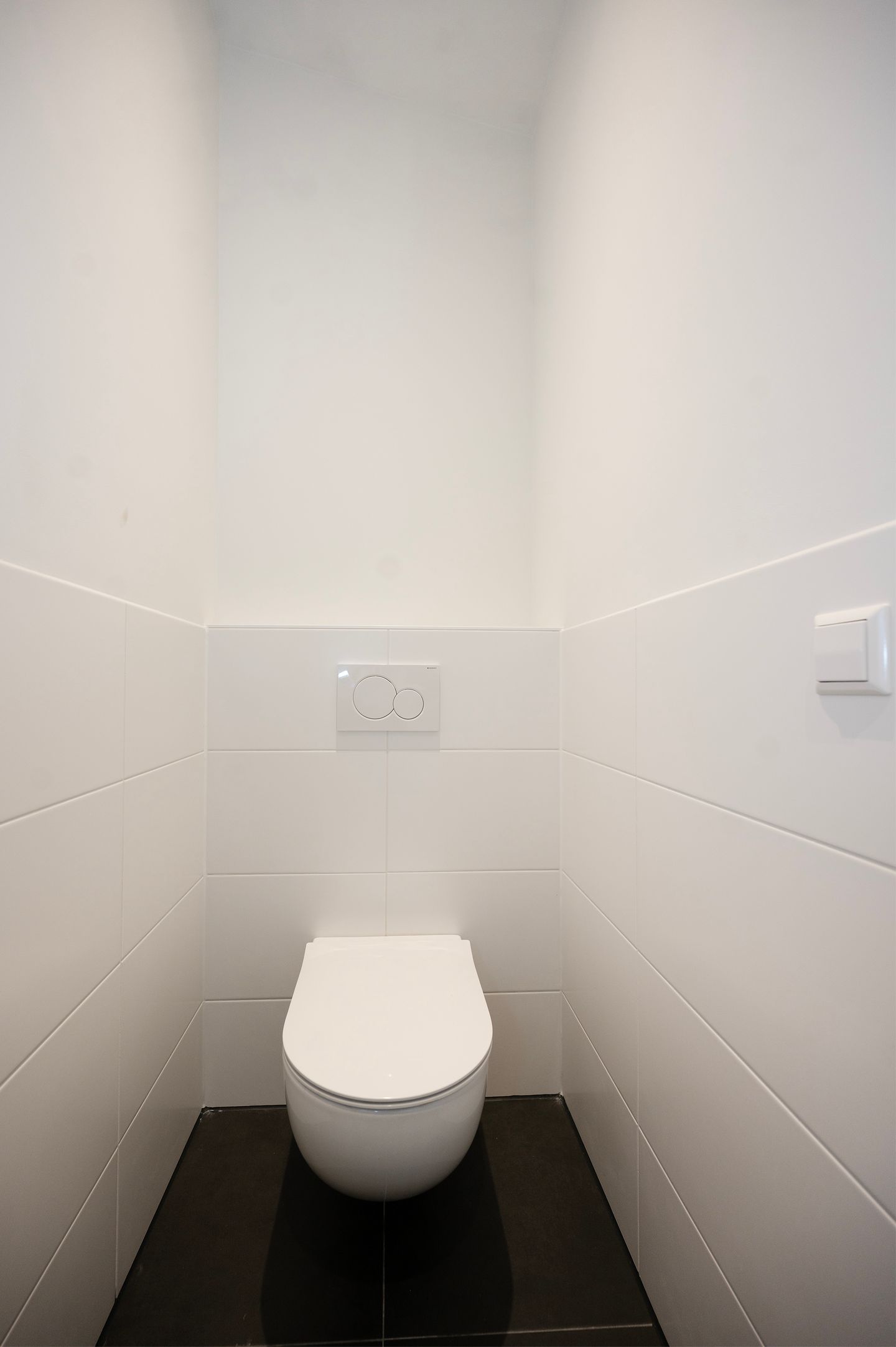 Photo 10 of Frederik Hendriklaan 85-B2