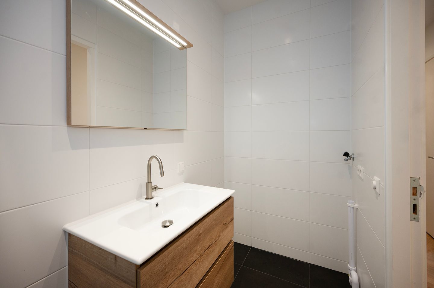 Photo 14 of Frederik Hendriklaan 85-B2