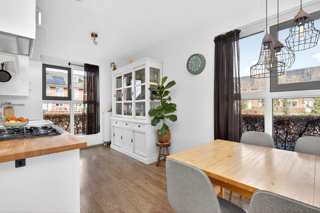 Foto 8 van Helmkruid 6