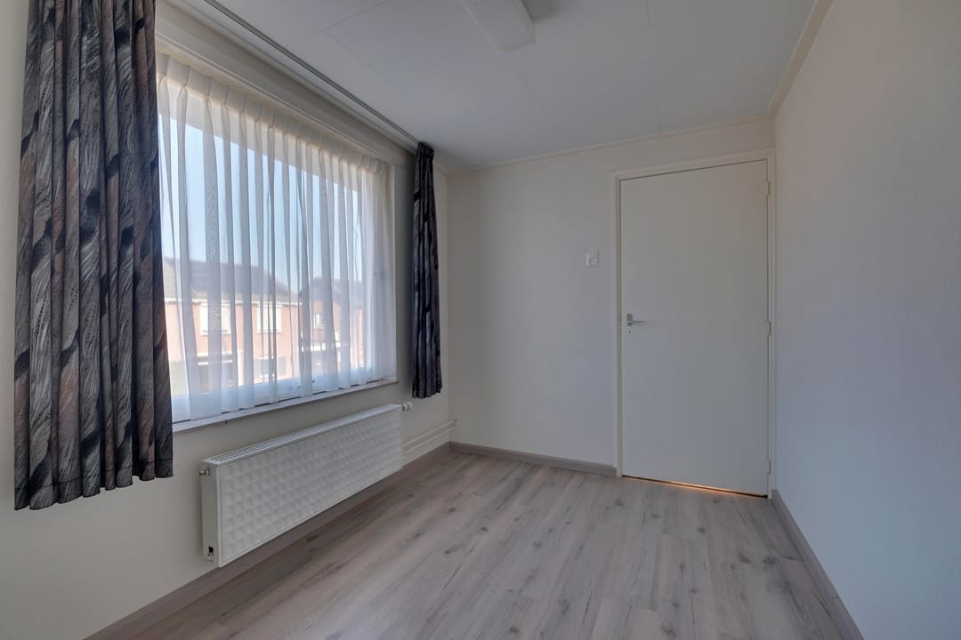 Photo 23 of Pastoor Indenstraat 4