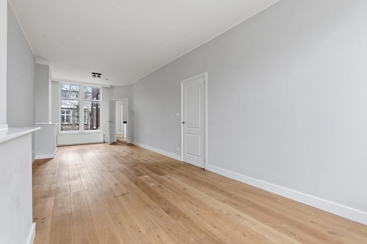 Photo 2 of Johannes Camphuijsstraat 88