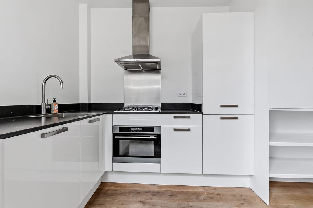 Photo 11 of Johannes Camphuijsstraat 88