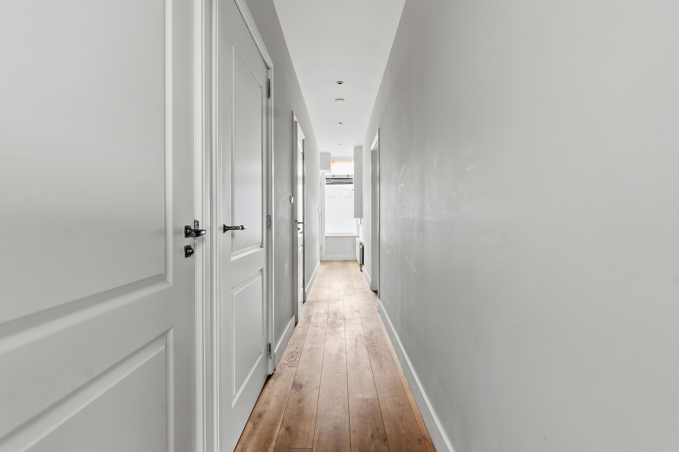 Photo 15 of Johannes Camphuijsstraat 88