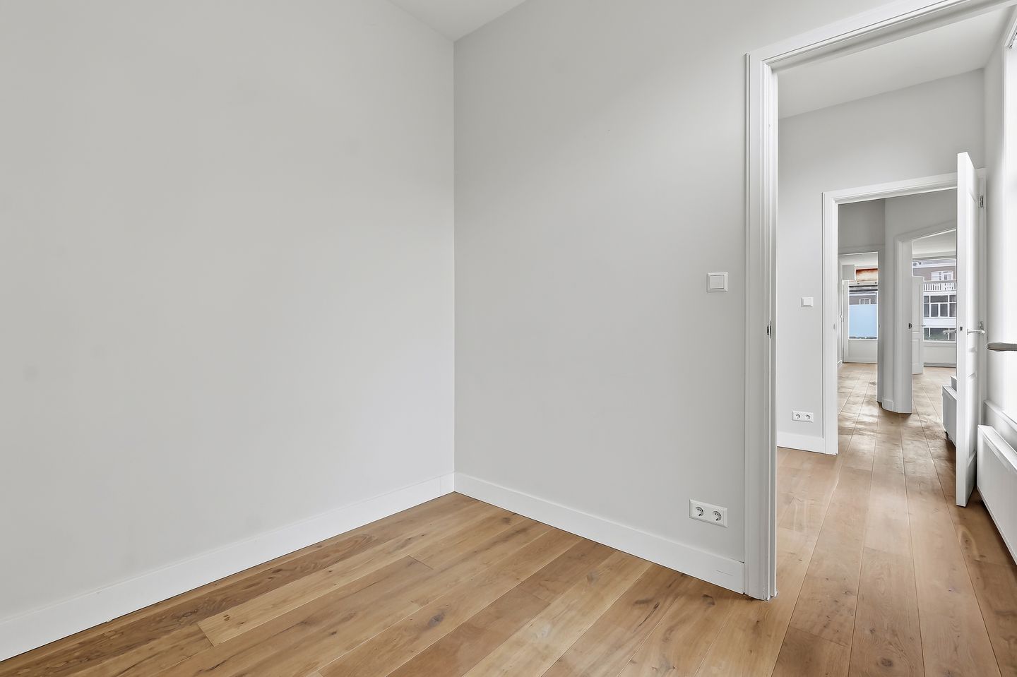 Photo 25 of Johannes Camphuijsstraat 88