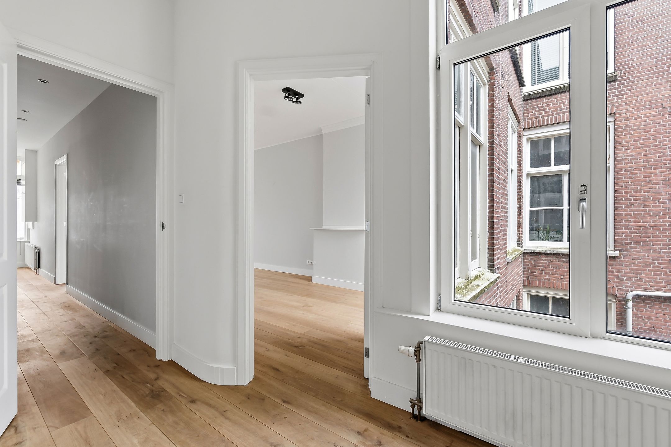 Photo 27 of Johannes Camphuijsstraat 88