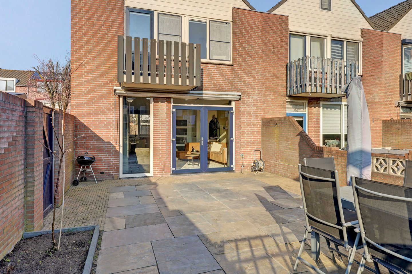 Photo 44 of Schelp 45