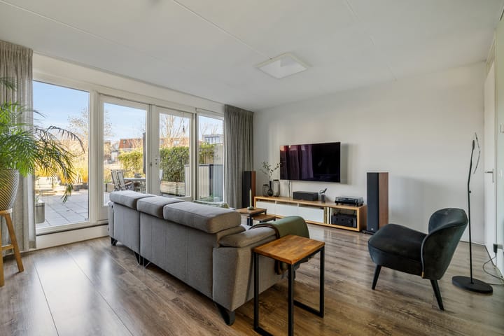 Foto 2 van Loes van Marlestraat 8