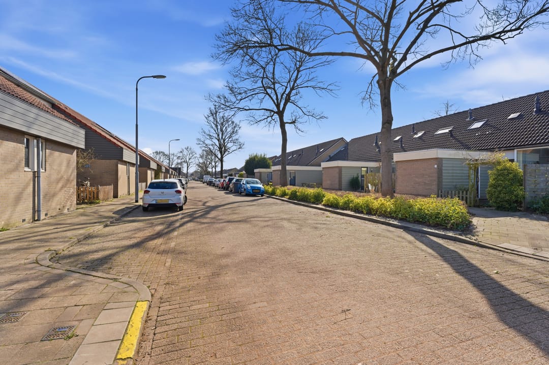 Foto 2 van Girsesland 6