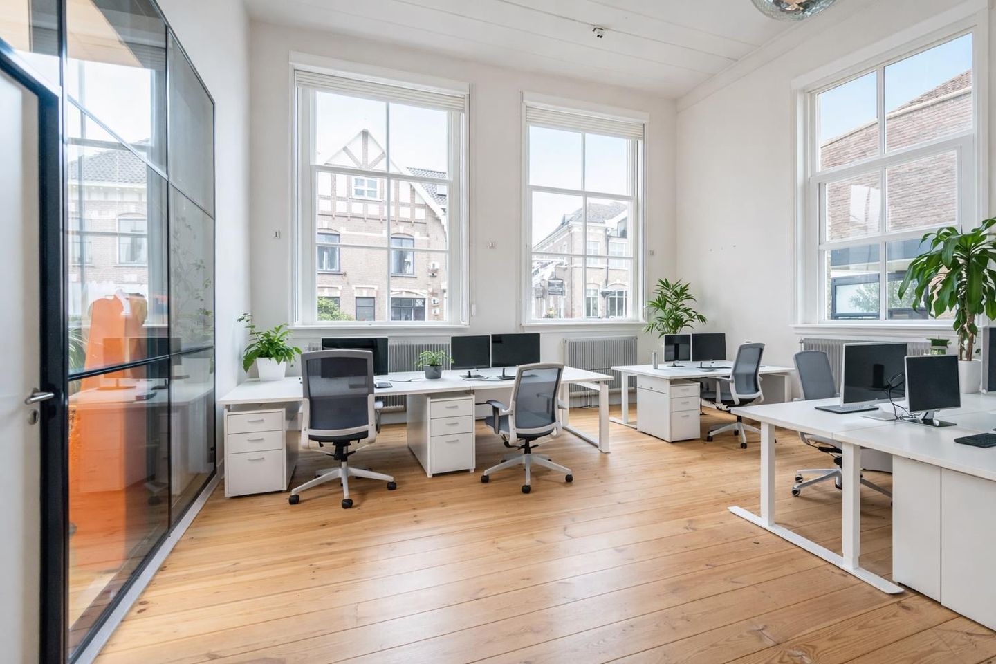 Bekijk foto 4 van F B Deurvorststraat 43