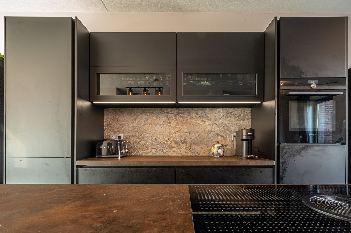 Foto 14 van Helper Westsingel 75