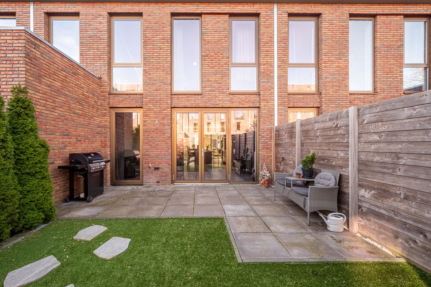 Foto 34 van Helper Westsingel 75