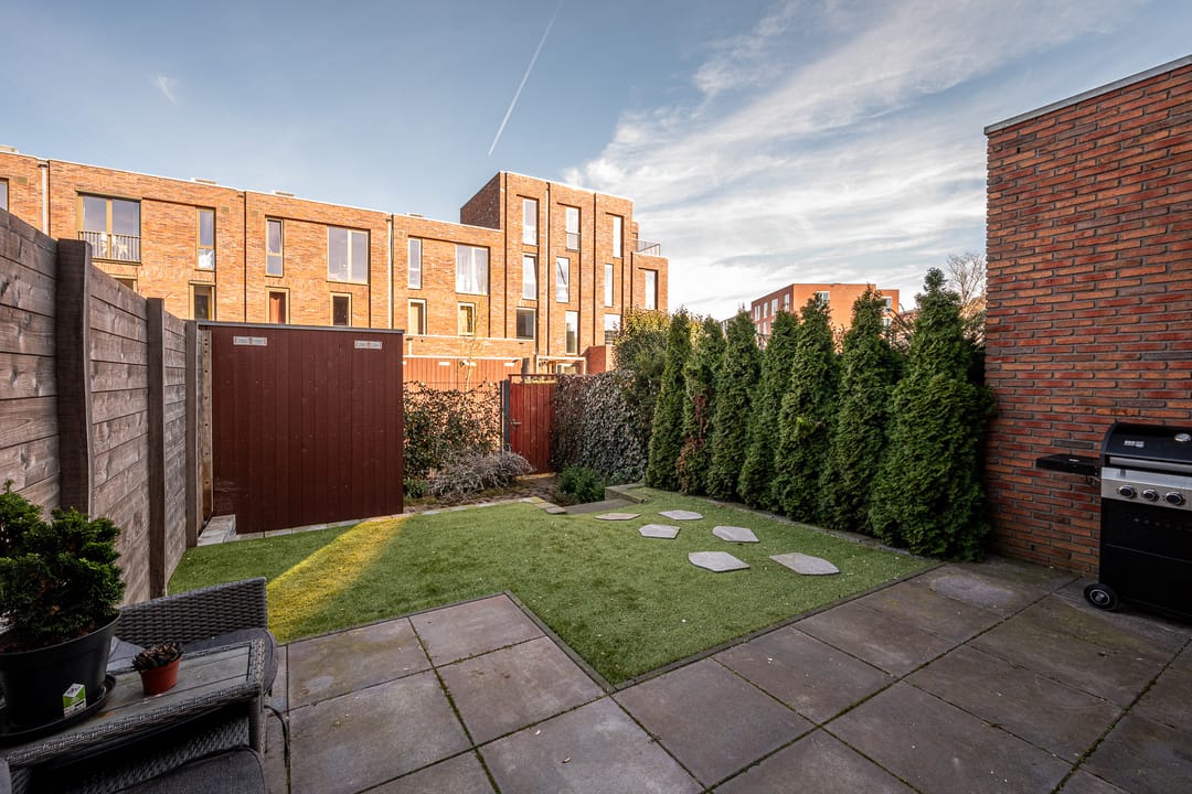 Foto 37 van Helper Westsingel 75