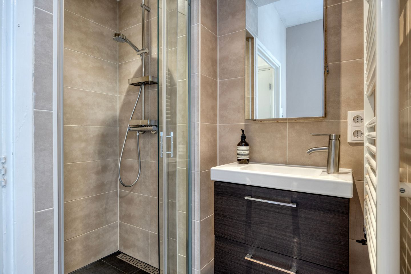 Foto 20 van Joan Melchior Kemperstraat 108-1