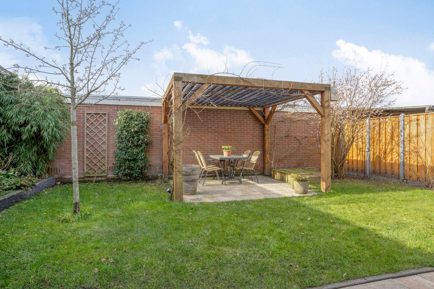 Foto 59 van Wethouder Deodatusplantsoen 10