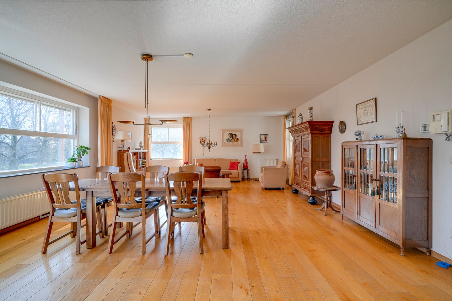 Spacious and bright 3-room apartment with balcony and view over the Catharijnesingel — 14