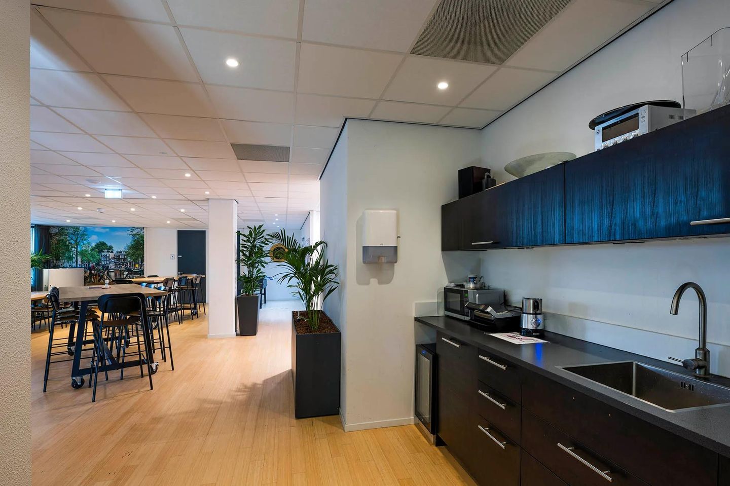 Bekijk foto 4 van Overschiestraat 184