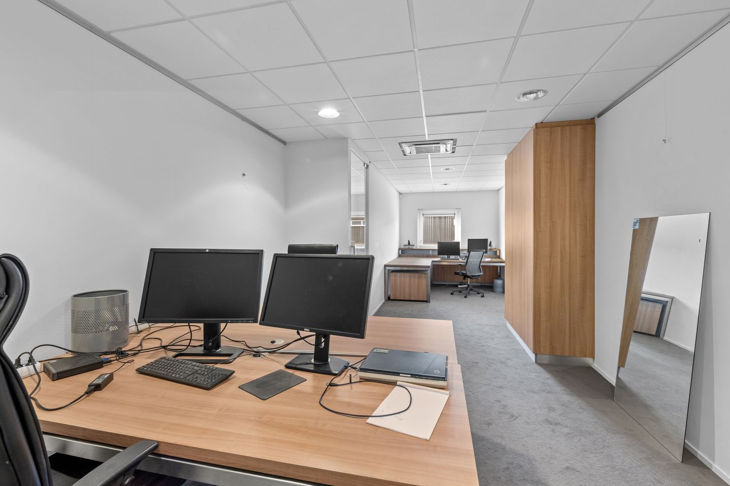 Bekijk foto 2 van Neon 15-n