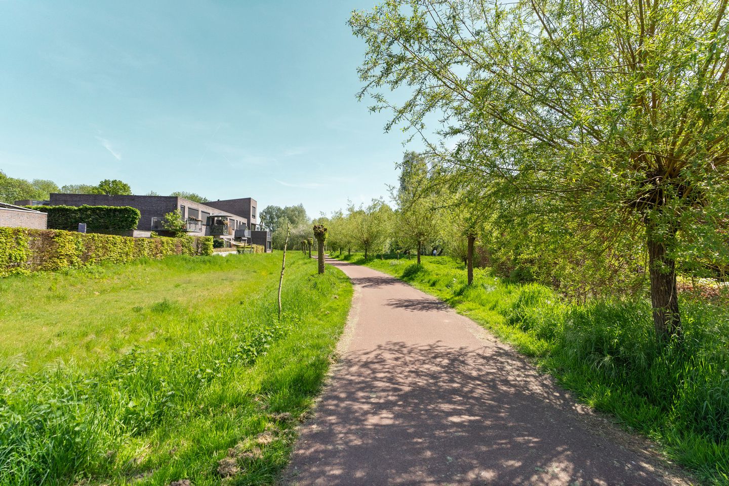 Photo 35 of Bloemstraat 2-A