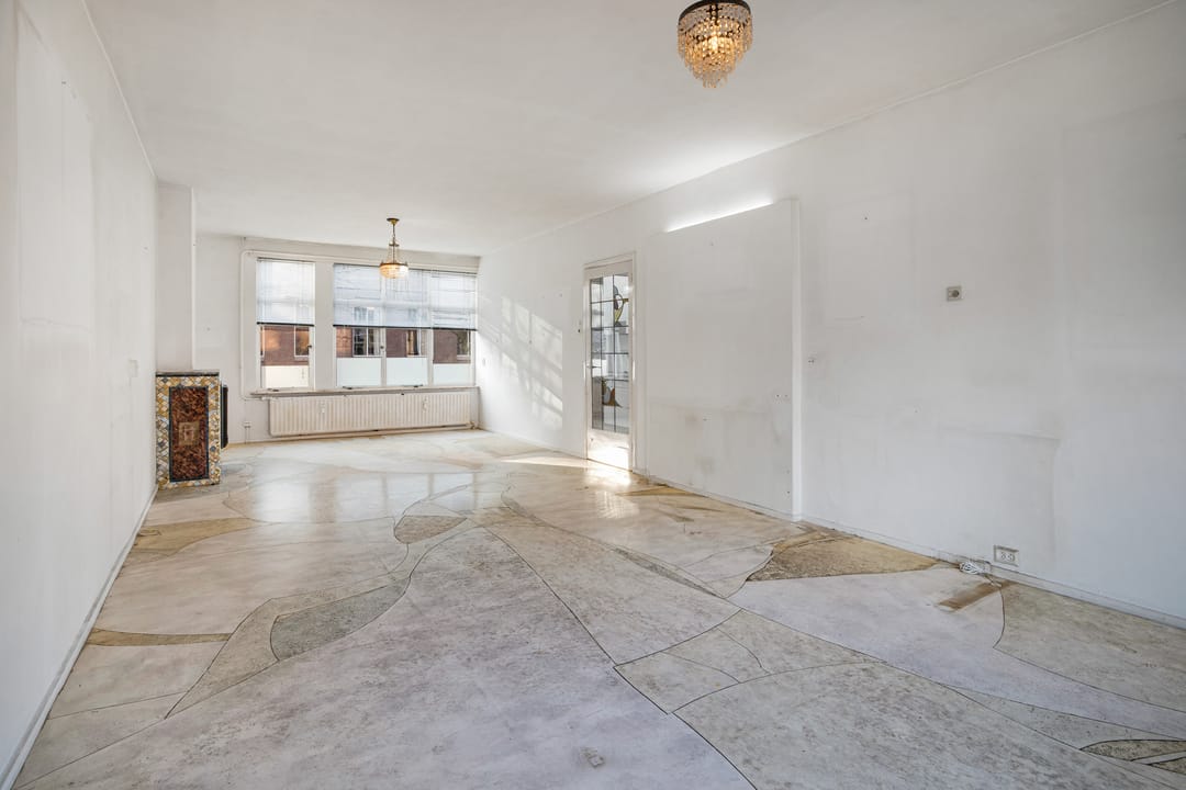 Photo 7 of Witte de Withstraat 9-C