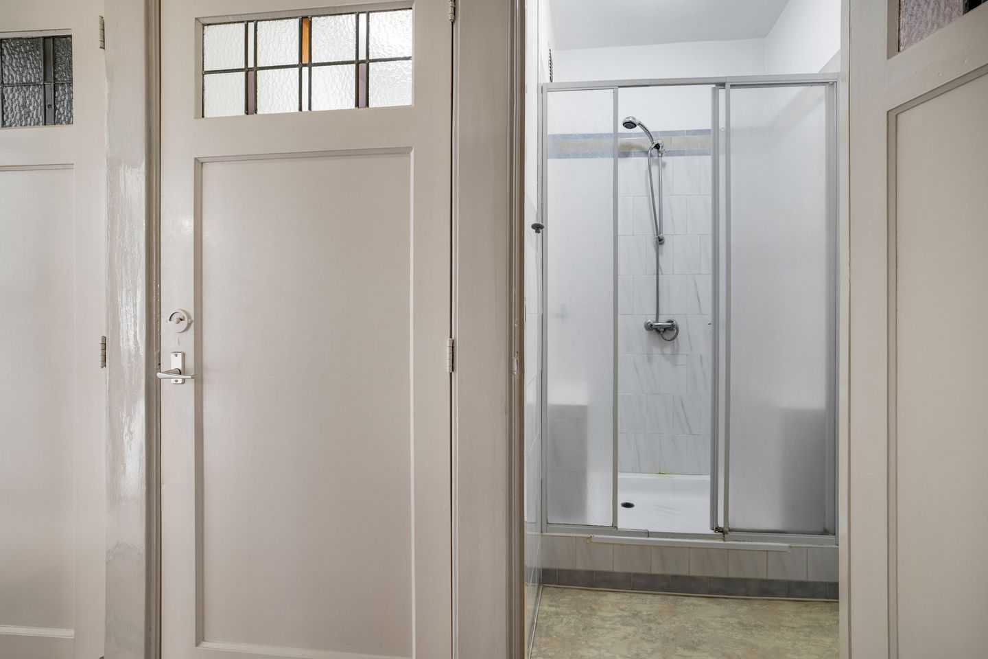 Photo 10 of Witte de Withstraat 9-C