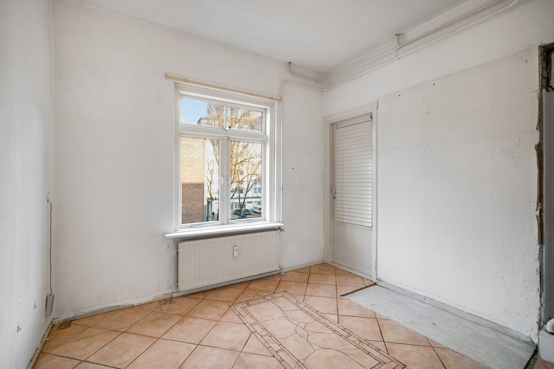 Photo 13 of Witte de Withstraat 9-C