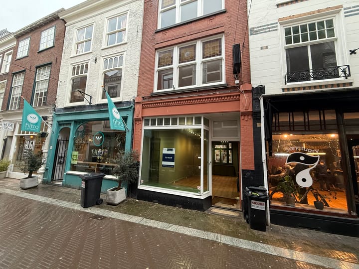 Papestraat 9