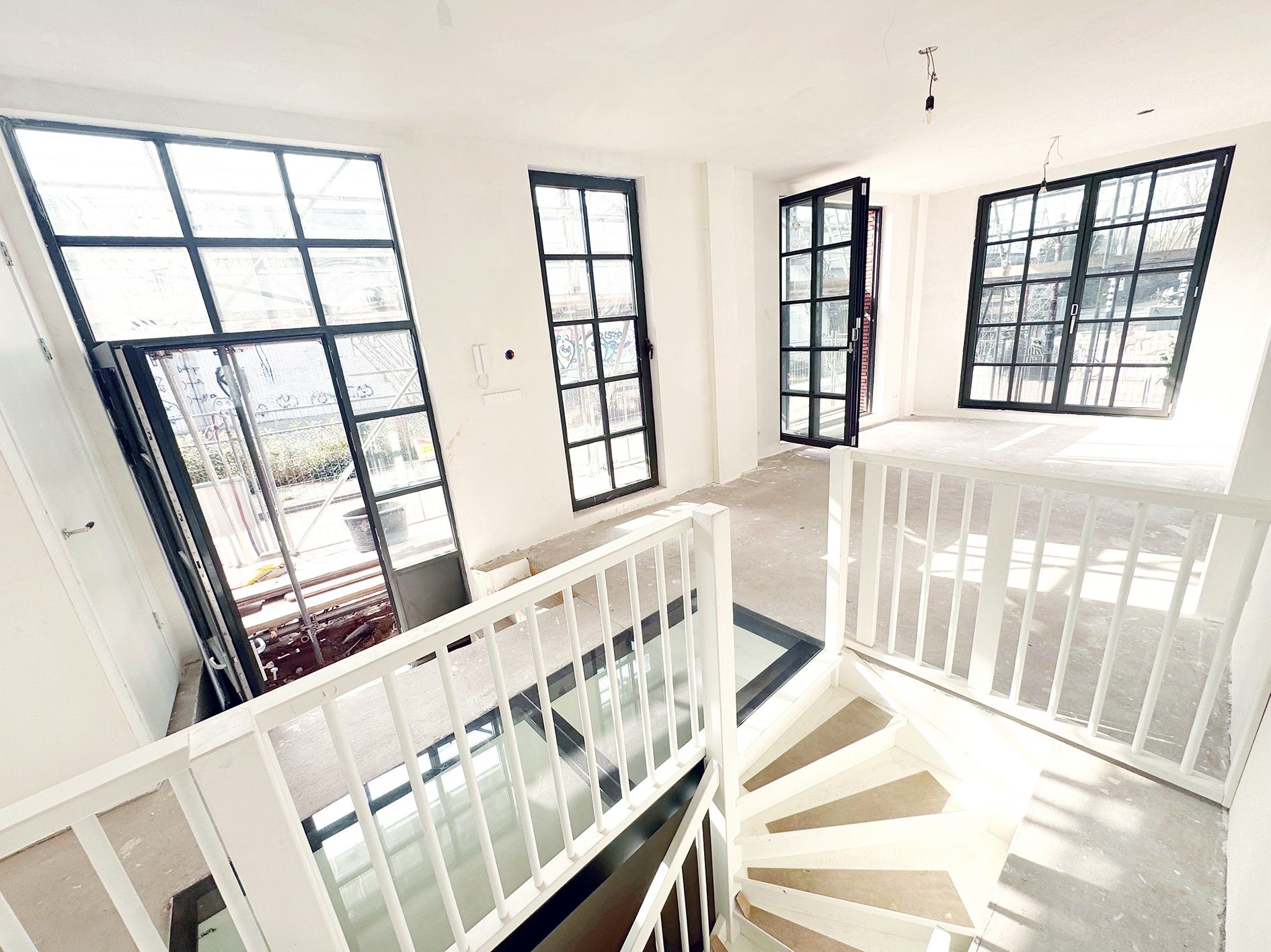 Photo 3 of Schiemanstraat 10