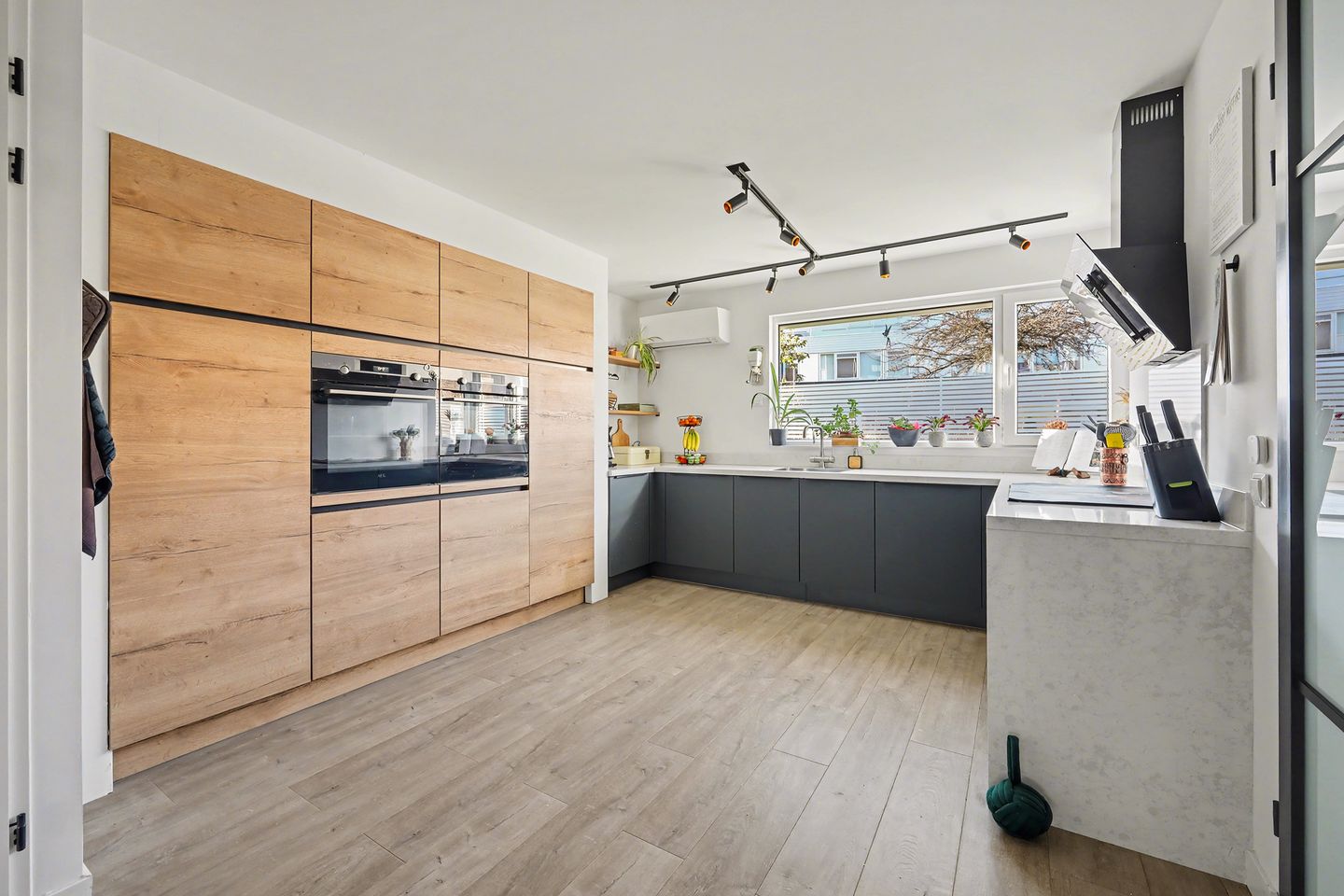 Foto 4 van Van Leeuwenhoekstraat 115