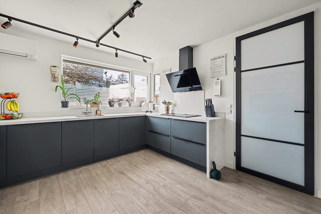 Foto 13 van Van Leeuwenhoekstraat 115