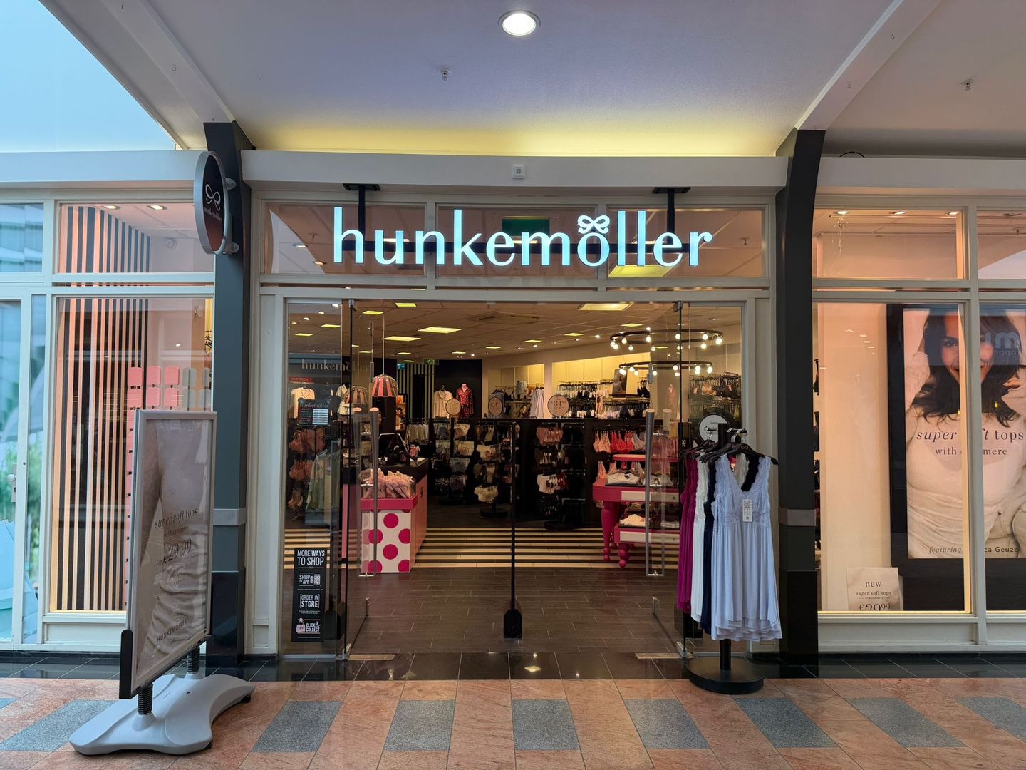 Bekijk foto 4 van De Symfonie 7