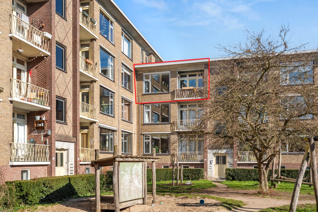 Photo 1 of Niemeijerstraat 16-II