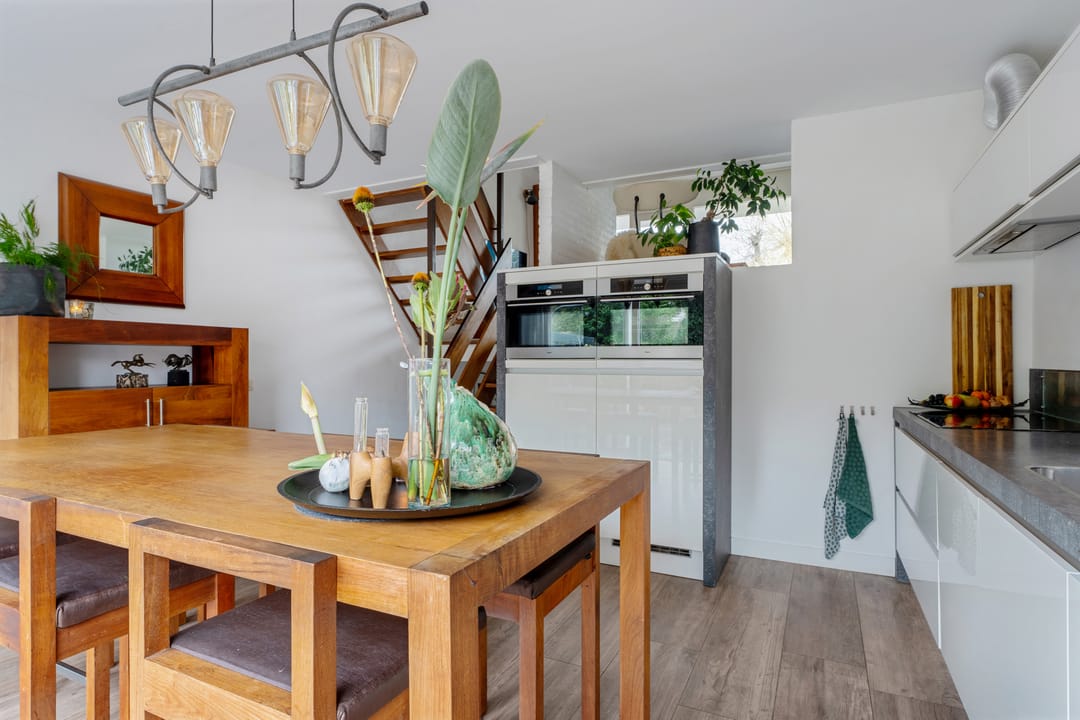 Foto 11 van Surinamesingel 95